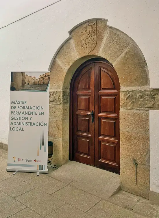 master en gestion y administracion publica entrada sala inauguracion
